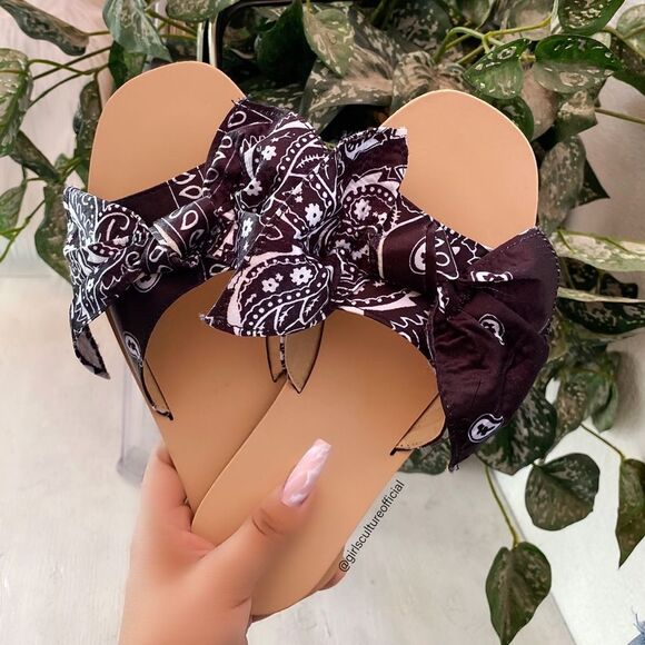 Black Bandana Bow Slides Sandals - Picture 9 of 9